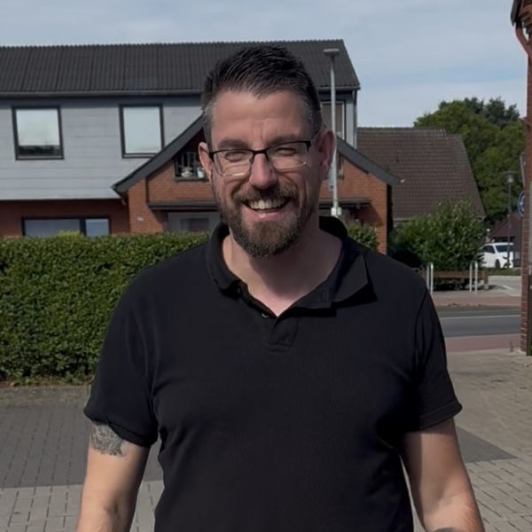 André, Vertrieb und Qualitätskontrolle